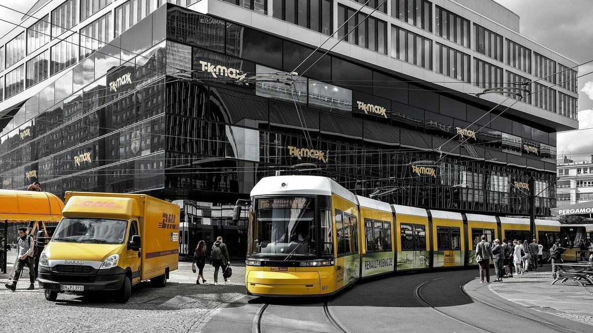 Mobilität & Verkehr in Brandenburg an der Havel – Anbindung, Parken und ÖPNV im Überblick